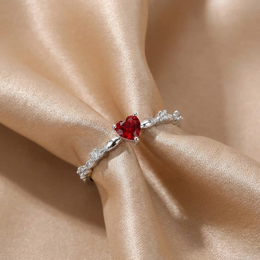 Coralyn Amoura Ring | Gold