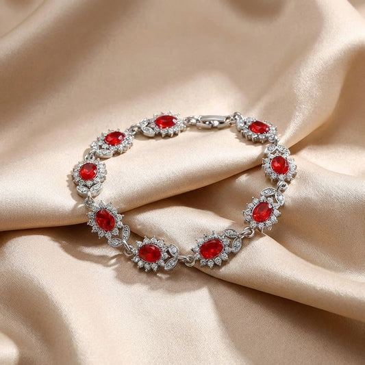 Iridessa Raventhorn Bracelet | White Gold